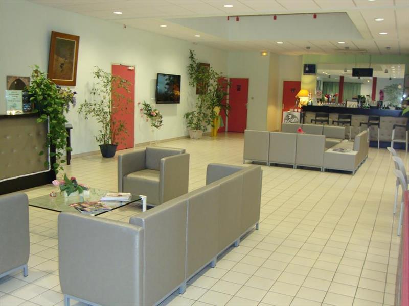 Hotel La Berangere Pérouges Exteriör bild